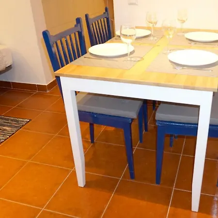 Neighbourly - Rosario Studio Apartment