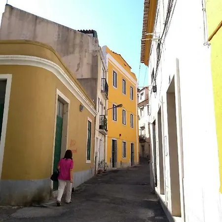 Apartment Neighbourly - Rosario Studio Lisbon